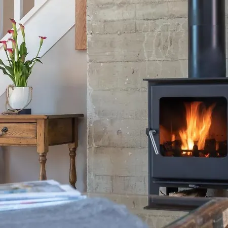 End Farm - The Cow Barn Ferienhaus *