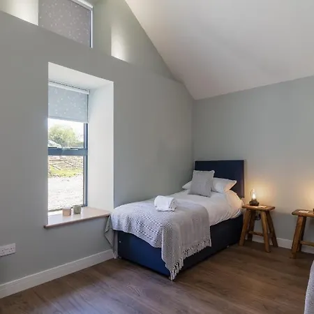 End Farm - The Cow Barn Ferienhaus *