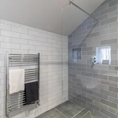 End Farm - The Cow Barn Ferienhaus